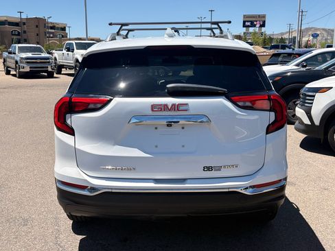 Used 2019 GMC Terrain SLT w/ Preferred Package AWD/4WD image 4