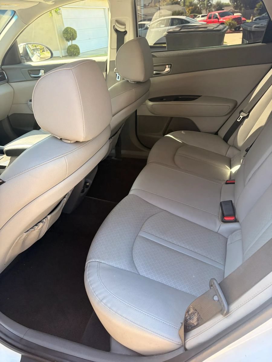Used 2016 Kia Optima EX w/ Premium Package FWD image 11