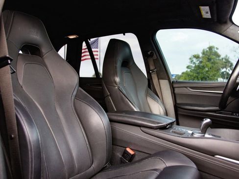 Used 2018 BMW X5 M w/ Executive Package AWD/4WD image 20