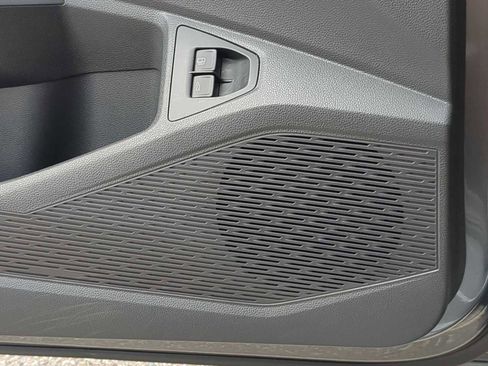 Used 2024 Volkswagen Jetta SEL image 32