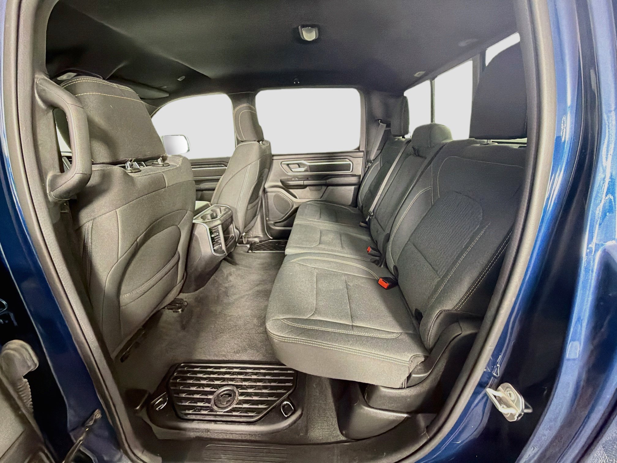 Used 2023 RAM 1500 Big Horn AWD/4WD image 28