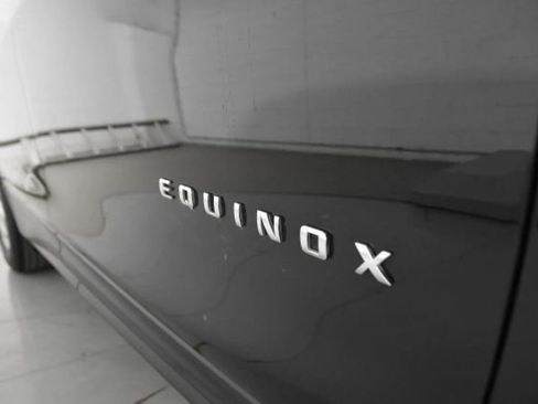 Used 2023 Chevrolet Equinox LS image 40