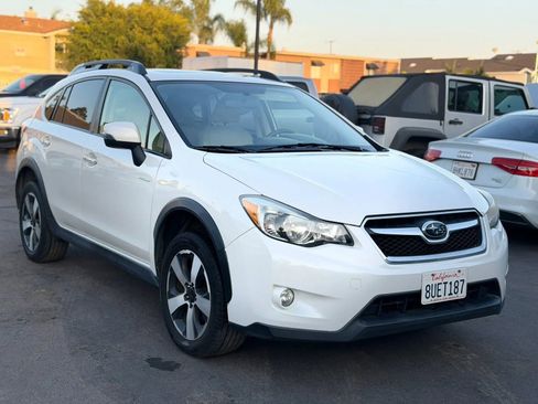 Used 2014 Subaru Crosstrek Touring AWD/4WD image 2