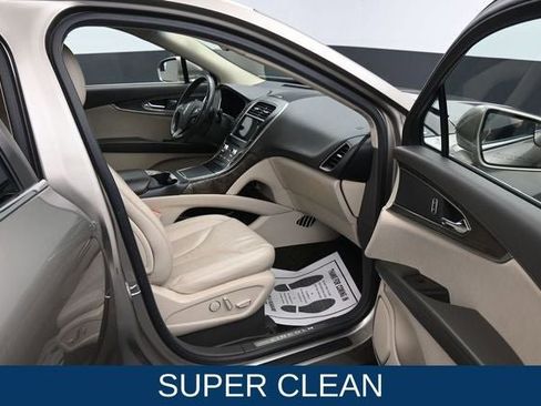 Used 2018 Lincoln MKX Select FWD image 13