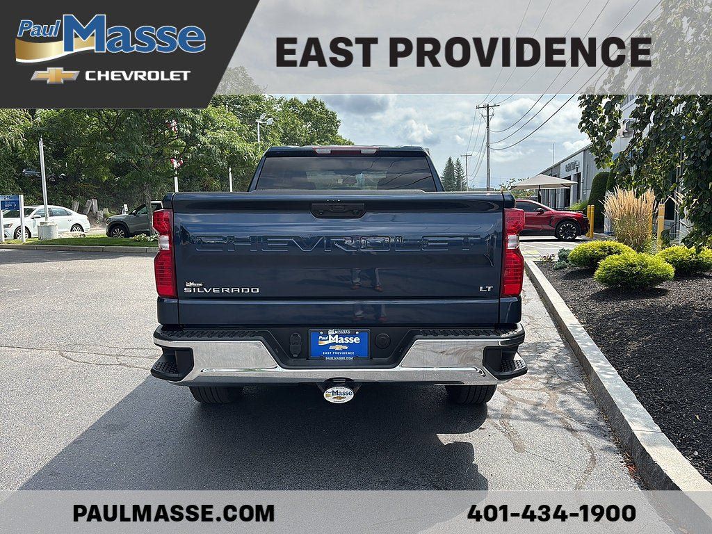Used 2023 Chevrolet Silverado 1500 LT AWD/4WD image 6