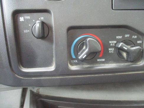 Used 2011 Ford E-350 and Econoline 350 Super Duty w/ PWR Locks & Windows Group image 14