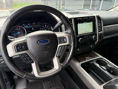Used 2018 Ford F250 XLT w/ XLT Value Package AWD/4WD image 17