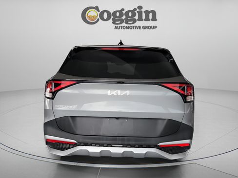 Used 2024 Kia Sportage EX FWD image 4