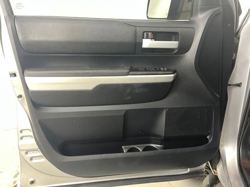 Used 2016 Toyota Tundra SR5 image 26