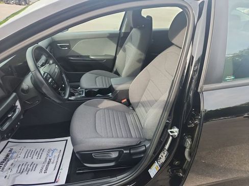 Used 2025 Kia K4 EX FWD image 17