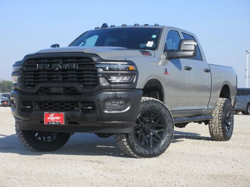New 2026 RAM 2500 Tradesman AWD/4WD image 9