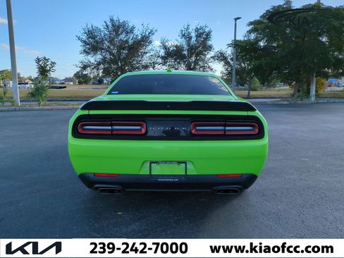 Used 2015 Dodge Challenger R/T Scat Pack w/ Leather Interior Group image 6