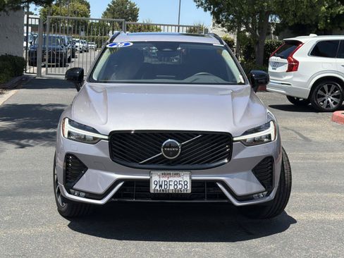 Used 2026 Volvo XC60 B5 Plus w/ Climate Package PRO AWD/4WD image 2