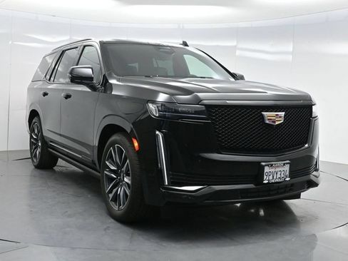 Used 2024 Cadillac Escalade Sport w/ Touring Package AWD/4WD image 73