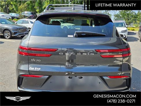 New 2026 Genesis GV70 2.5T Select image 14