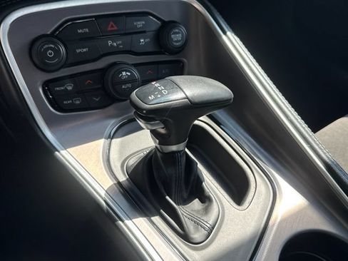 Used 2022 Dodge Challenger GT RWD image 15
