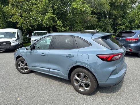Used 2023 Ford Escape ST-Line w/ Tech Pack #1 AWD/4WD image 4