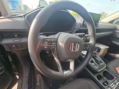 Used 2023 Honda CR-V LX image 7