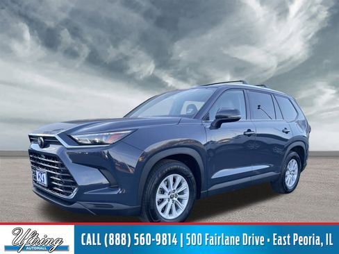 Used 2024 Toyota Grand Highlander XLE image 1