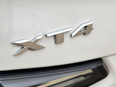 Certified 2023 Cadillac XT4 Sport w/ Enhanced Visibility Package image 11