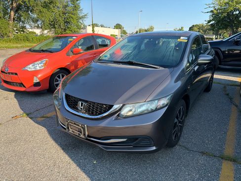 Used 2015 Honda Civic EX image 9