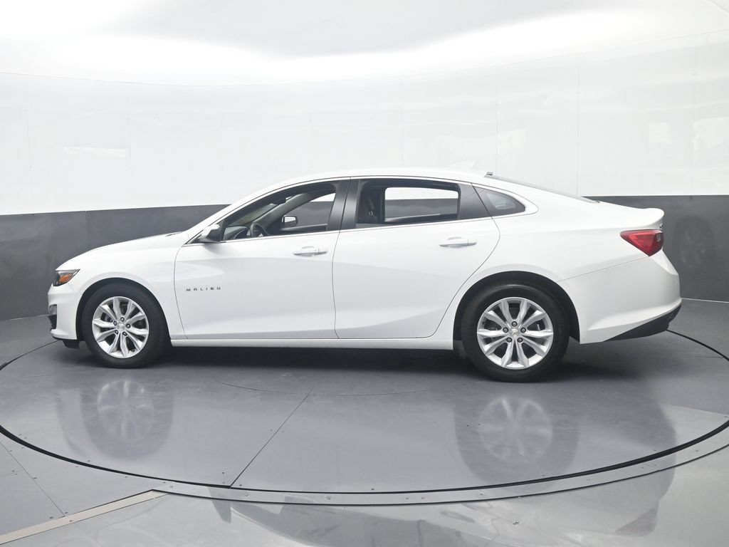 Used 2024 Chevrolet Malibu LT FWD image 3
