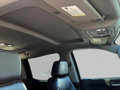 Used 2020 Chevrolet Silverado 1500 LT Trail Boss image 19