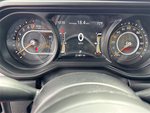 Certified 2024 Jeep Gladiator Sport image 12