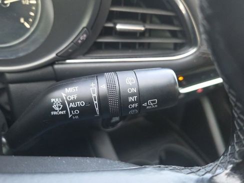 Used 2021 MAZDA MAZDA3 s FWD image 37