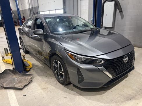 Certified 2025 Nissan Sentra SV w/ Trunk Package image 3