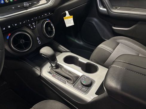 Used 2024 Chevrolet Blazer LT w/ Convenience Package AWD/4WD image 19