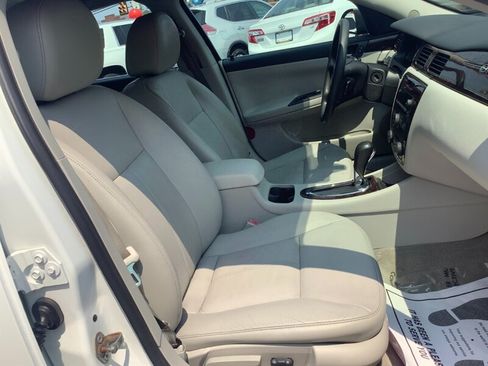 Used 2015 Chevrolet Impala LTZ FWD image 16