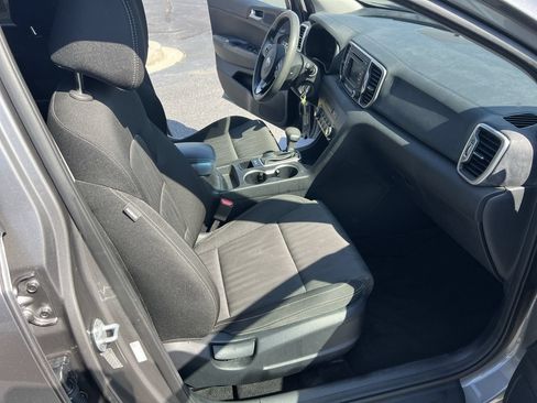 Used 2017 Kia Sportage LX FWD image 34