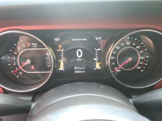 Used 2021 Jeep Gladiator Rubicon AWD/4WD image 19