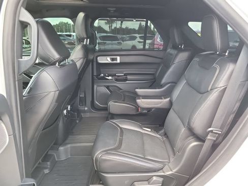 Used 2022 Ford Explorer ST w/ Equipment Group 401A RWD image 14