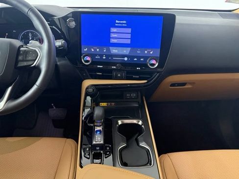 Certified 2025 Lexus NX 350 AWD w/ Accessory Package (2T) image 23