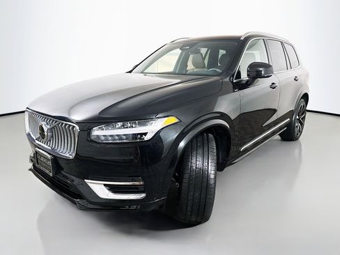 Used 2024 Volvo XC90 B6 Plus w/ Protection Package Premier image 3