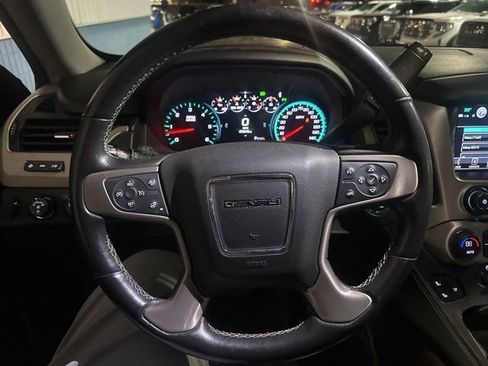 Used 2020 GMC Yukon XL Denali w/ Open Road Package image 5