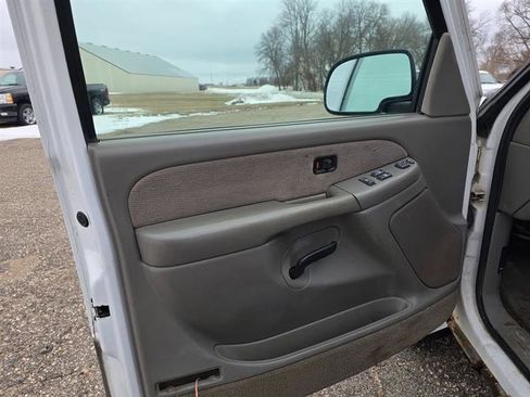 Used 1999 GMC Sierra 1500 SLE w/ Convenience Plus Group image 12