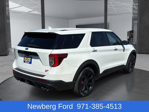 Used 2021 Ford Explorer ST w/ ST Street Pack AWD/4WD image 5