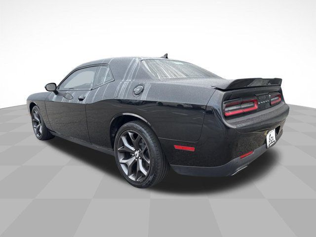 Used 2018 Dodge Challenger SXT Plus RWD image 7