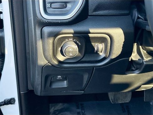 Used 2024 RAM 1500 Big Horn image 10