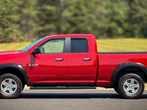 Used 2010 Dodge Ram 1500 Truck SLT AWD/4WD image 3