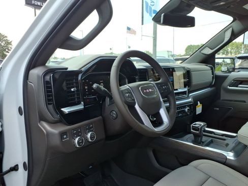 New 2026 GMC Sierra 1500 SLT w/ SLT Premium Plus Package AWD/4WD image 7