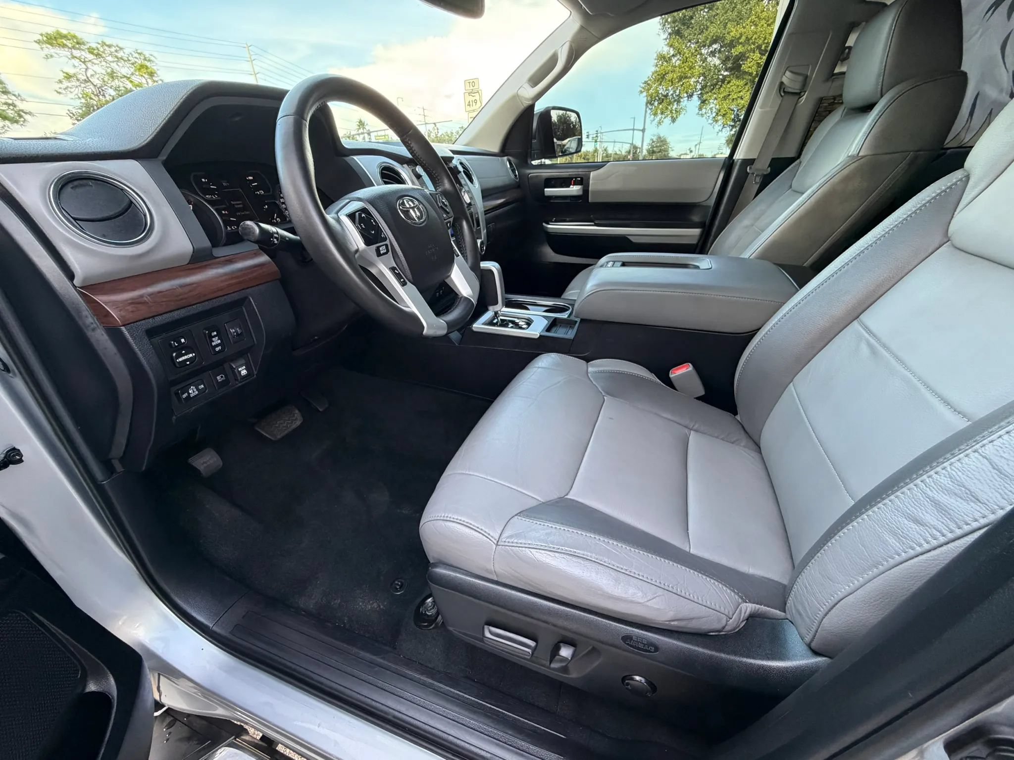 Used 2021 Toyota Tundra Limited RWD image 7