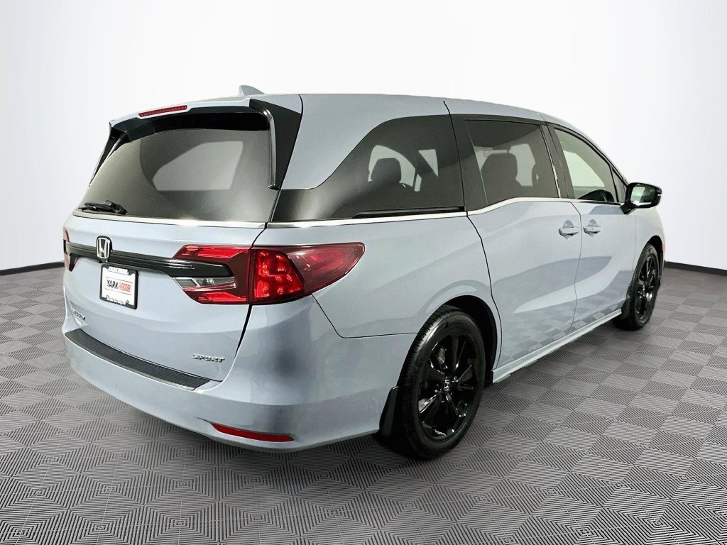 Used 2023 Honda Odyssey Sport image 11