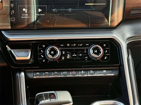 Used 2023 GMC Sierra 1500 Denali Ultimate image 15