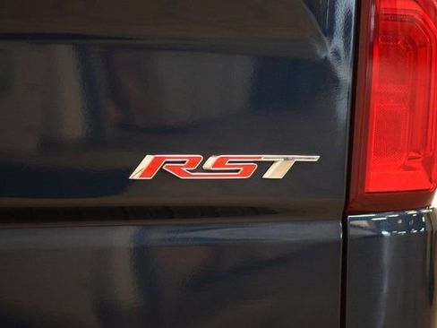 Used 2020 Chevrolet Silverado 1500 RST image 22