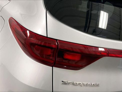 Used 2020 Kia Sportage EX w/ Option Group 15 image 34