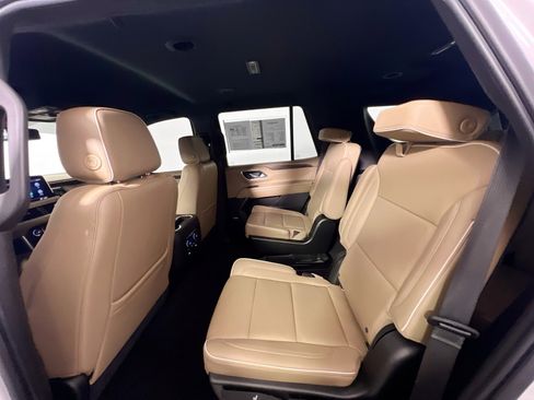 Used 2021 Chevrolet Tahoe Premier AWD/4WD image 29